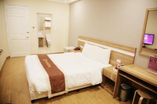 Ханой: City Hotel