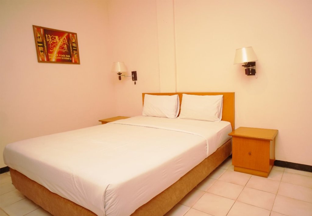 Хошимин: Nhu Phuc Hotel by OYO Rooms