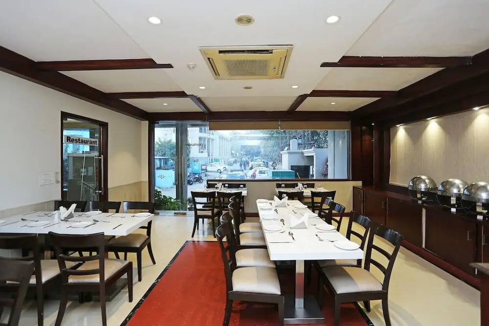 Хошимин: Nhu Phuc Hotel by OYO Rooms