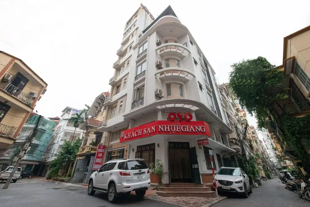 Ханой: Nhue Giang Hotel by OYO Rooms