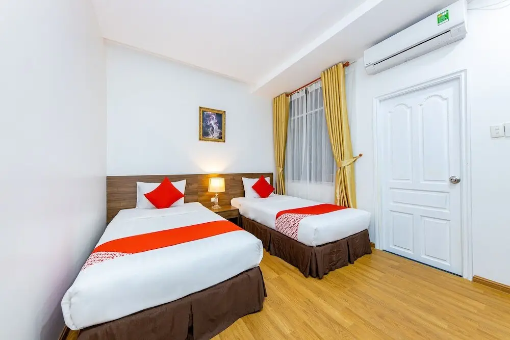 Нячанг: Homey Hotel by OYO Rooms