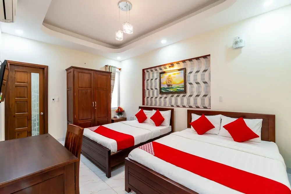 Queen Hotel by OYO Rooms — фото 1