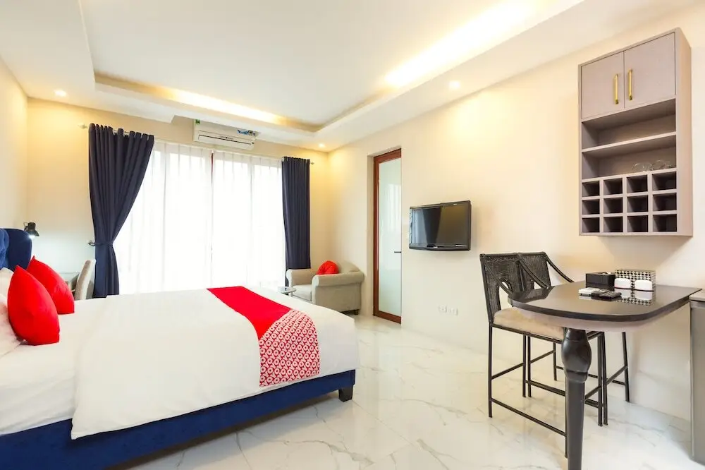 Ханой: Aisha Hotel And Apartment by OYO Rooms