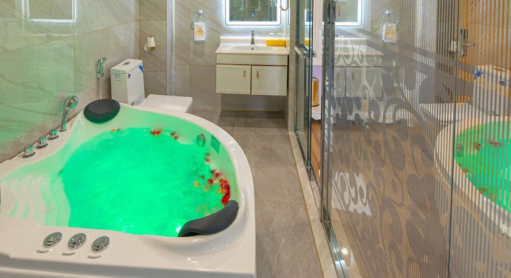HANZ Cuong Thanh 3 Lux Hotel & Spa — фото 1