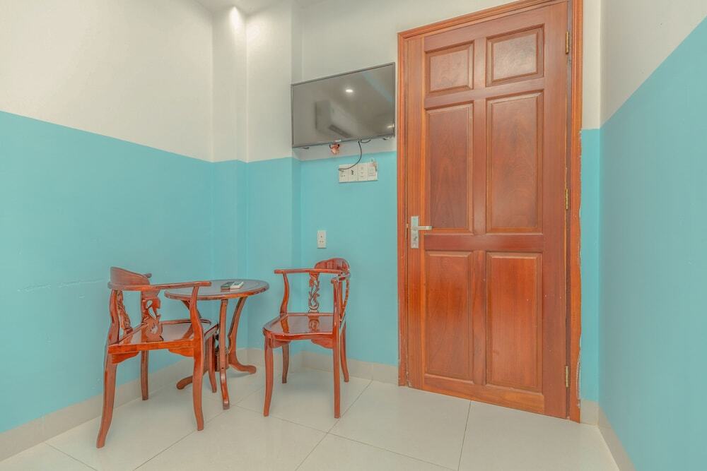 Вунгтау: Hoang Truong Hotel by OYO Rooms