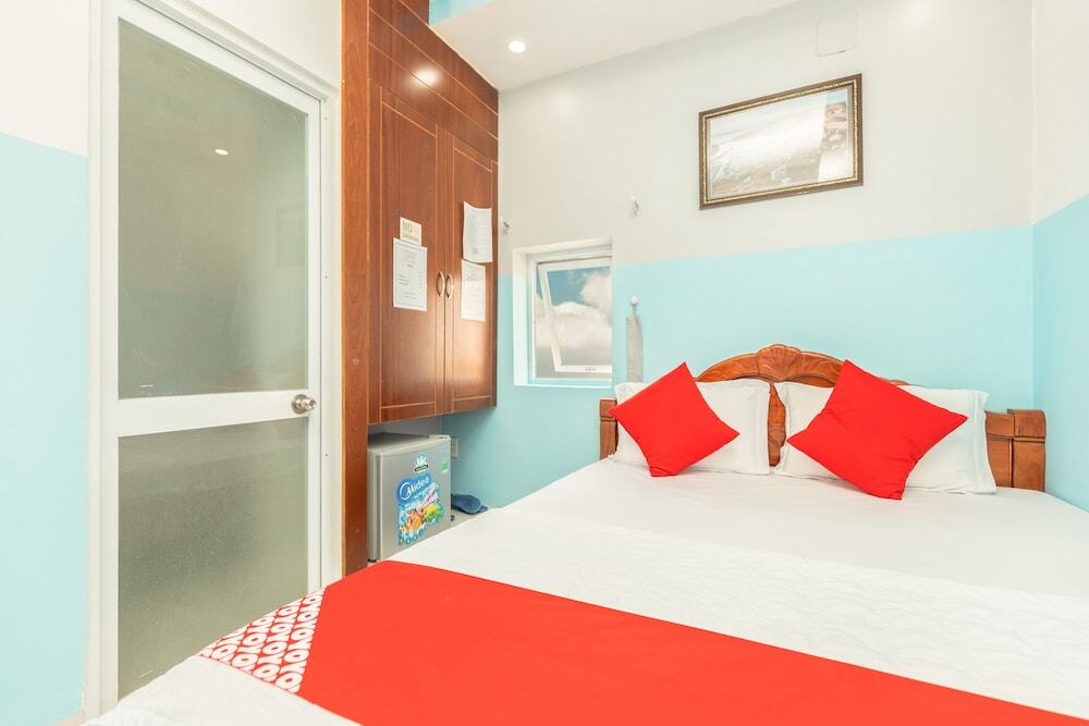 Вунгтау: Hoang Truong Hotel by OYO Rooms