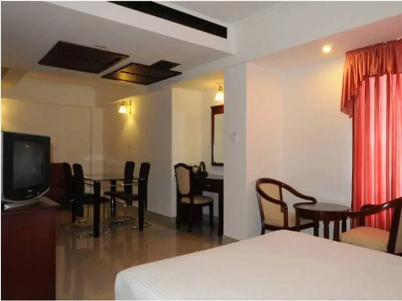 Дананг: Tn Eden Hotel by OYO Rooms