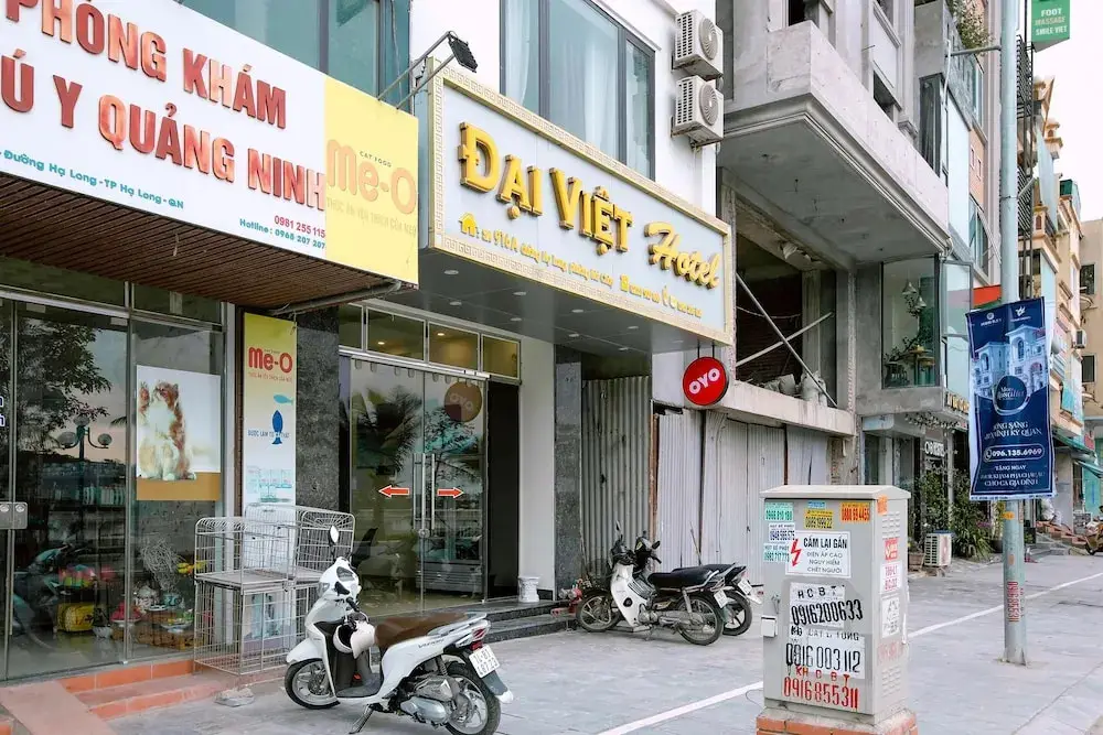 Халонг: Dai Viet Hotel by OYO Rooms