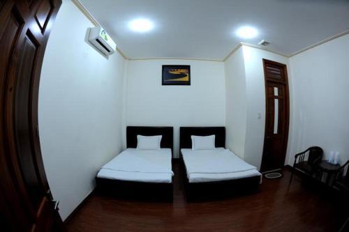 Да-Хуоай: Huynh Gia Bao Hotel 2