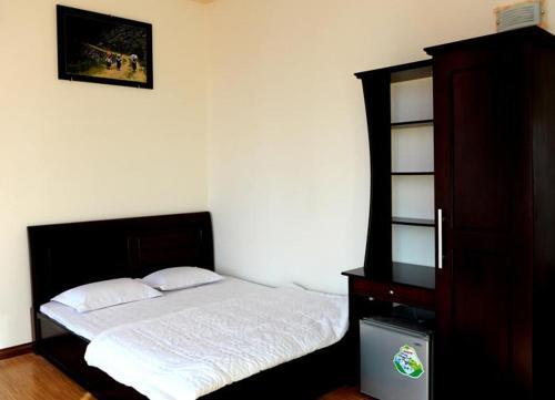 Да-Хуоай: Huynh Gia Bao Hotel 2