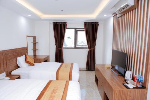 Бакнинь: Glory2hotel