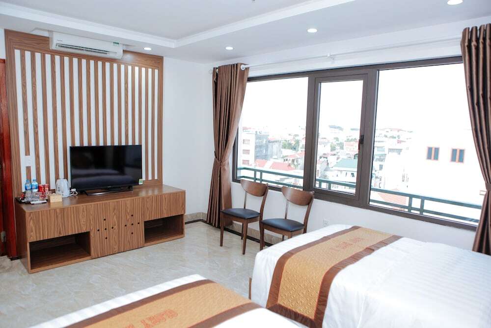 Бакнинь: Glory2hotel