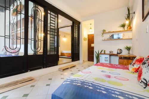 Хошимин: Tiny's Home* 2BR Studio in Buivien alley