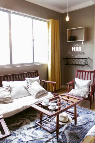 Хошимин: NHÀ SAIGON | Rustic Style & Spacious Room L2