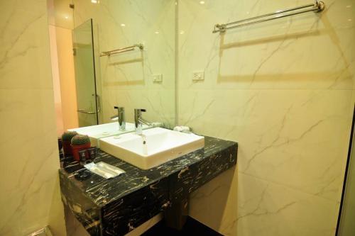Ханой: Cozy APT, Near Lake&Park w Balcony, Ocean Park 61
