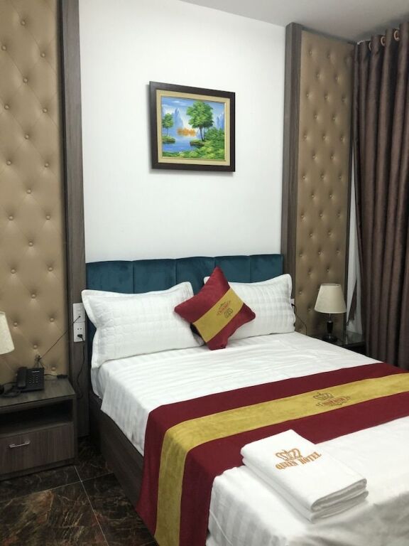 Ханой: Queen Nhan Chinh Hotel