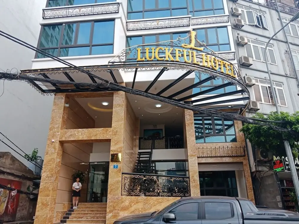 Luckful Hotel — фото 1