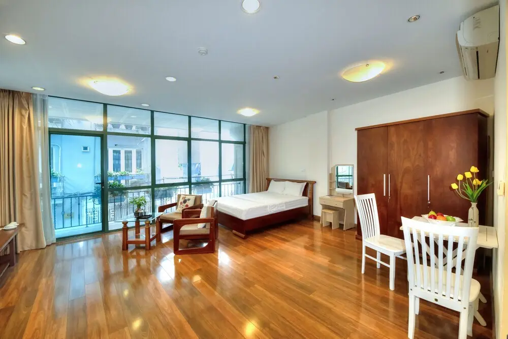 Ханой: Lakewood House