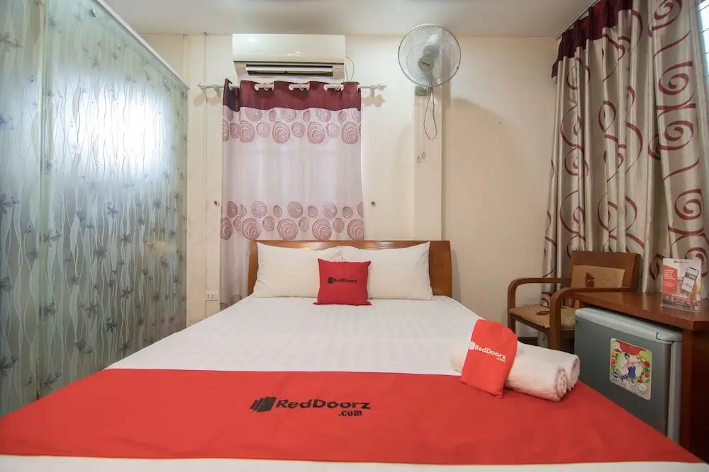 Ханой: RedDoorz near Hanoi Railway Station