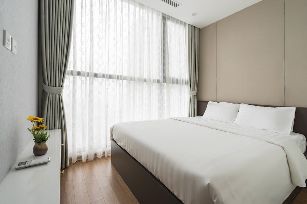 Ханой: Bom Homes - Vinhomes Skylake Serviced Apartment