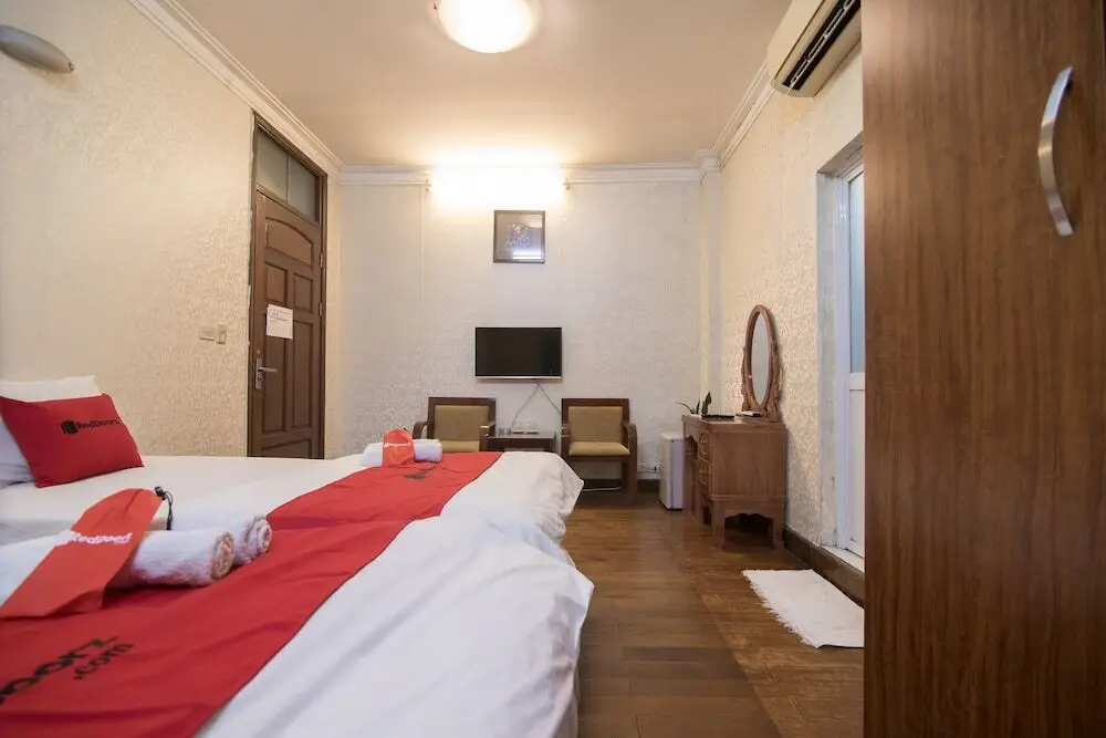 Ханой: RedDoorz near Nha Tho Street