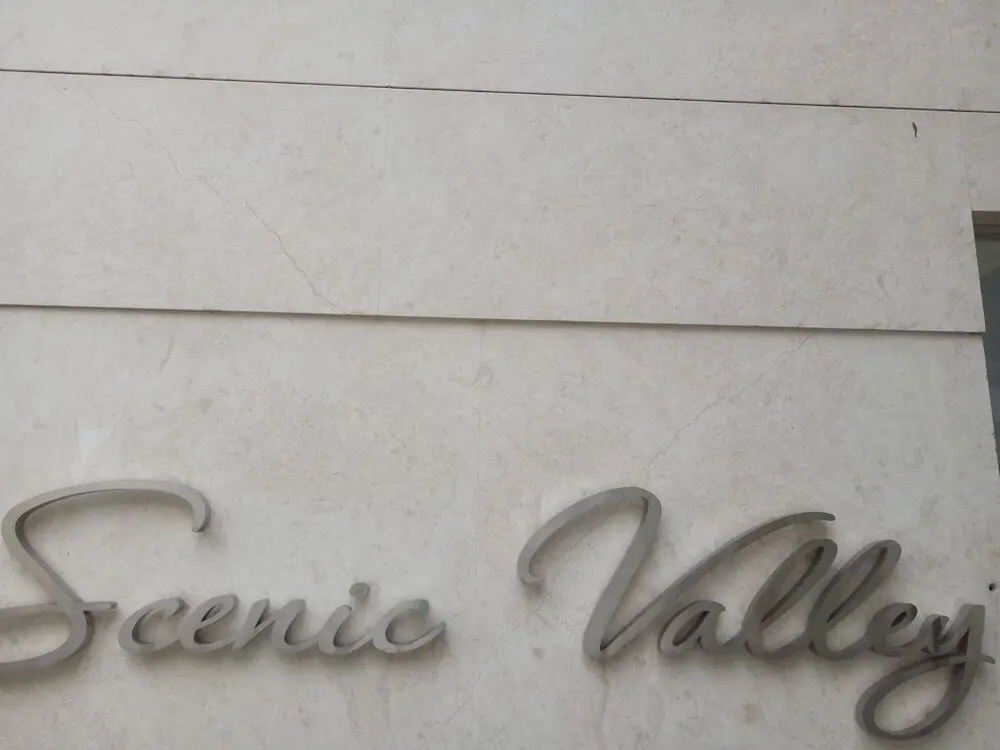 Хошимин: Scenic Valley Apartment