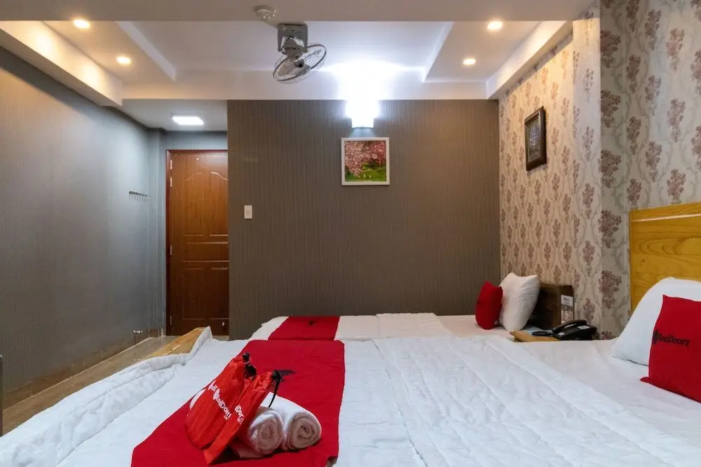 Хошимин: RedDoorz Plus near Vincom Go Vap 3