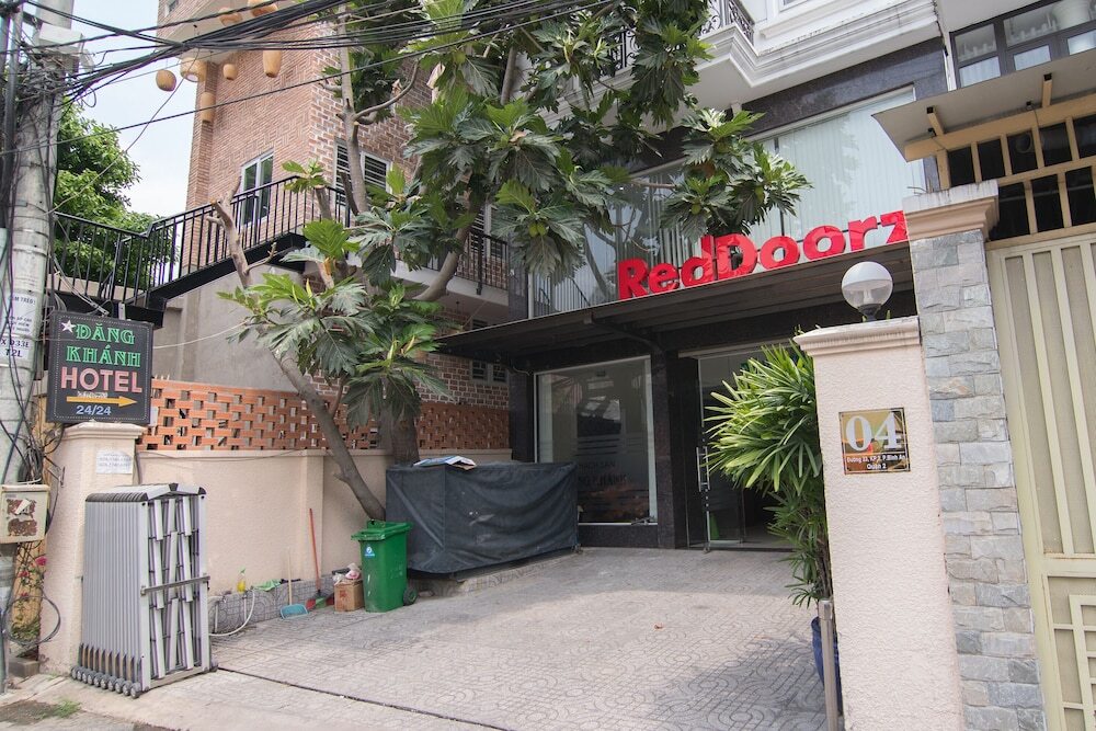 Reddoorz Near Tran Nao Street 2 — фото 1