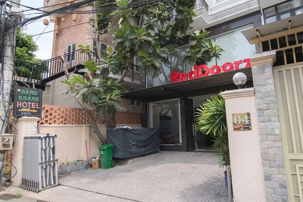 Хошимин: Reddoorz Near Tran Nao Street 2