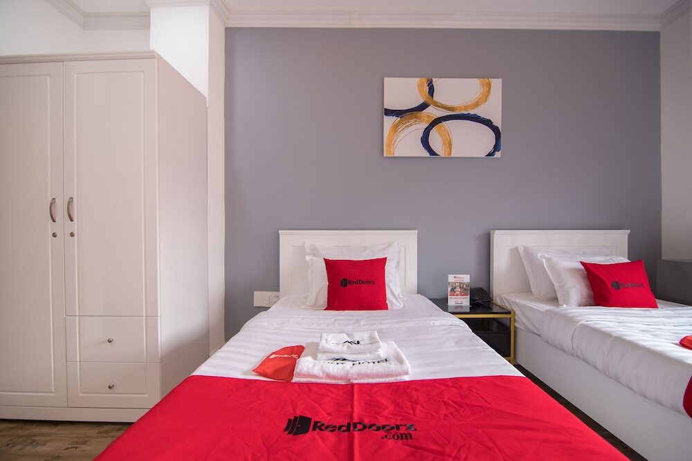 Хошимин: RedDoorz Plus near Tan Son Nhat Airport 3