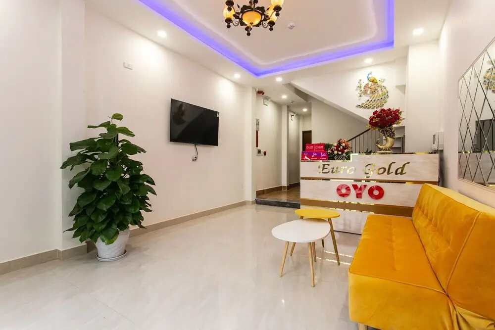Euro Gold House And Coffee by OYO Rooms — фото 1