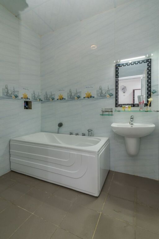 Нячанг: Ruby Hotel By OYO Rooms