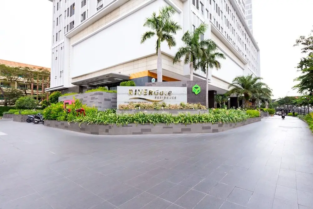 Saigon Authentic Home - FREE Infinity Pool & Gym Center & Drop-off Airport — фото 1