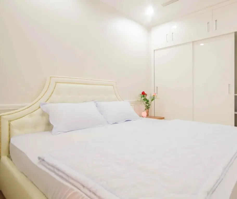 Хошимин: Vinhomes Golden River Luxury Apartment