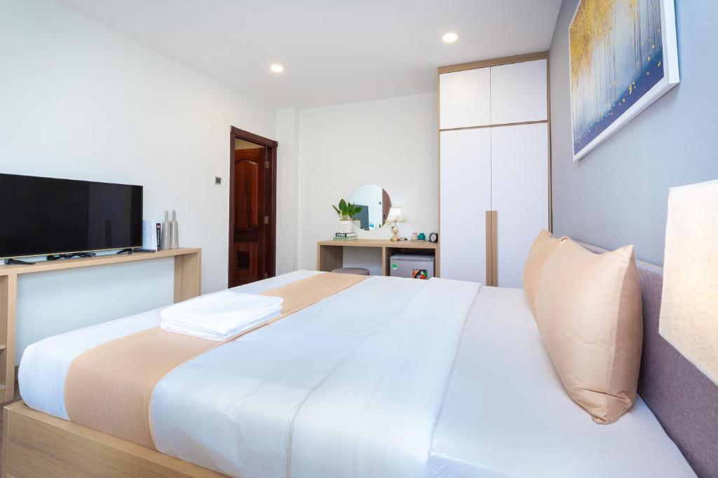Хошимин: Cozrum Lux Hotel