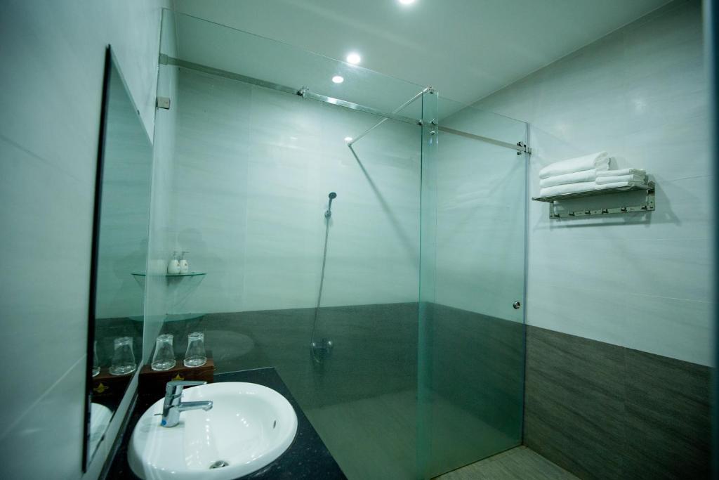 Да-Хуоай: Nhat Quang Hotel