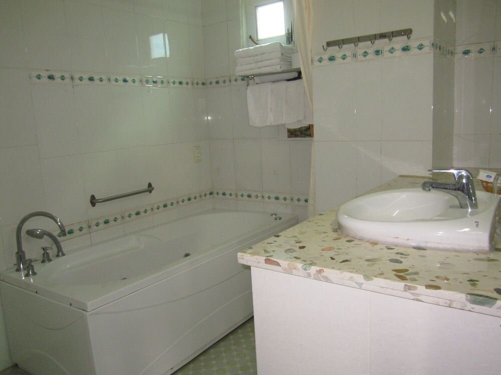 Буонматхуот: Tuan Vu Hotel