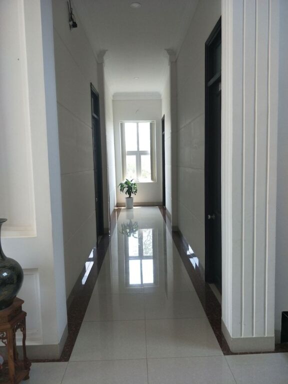 Буонматхуот: Hotel Nguyen Ngoc