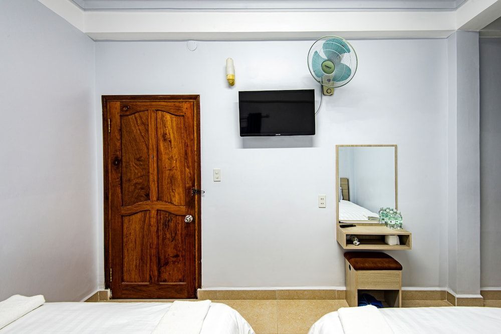 Далат: Son Hung Hotel