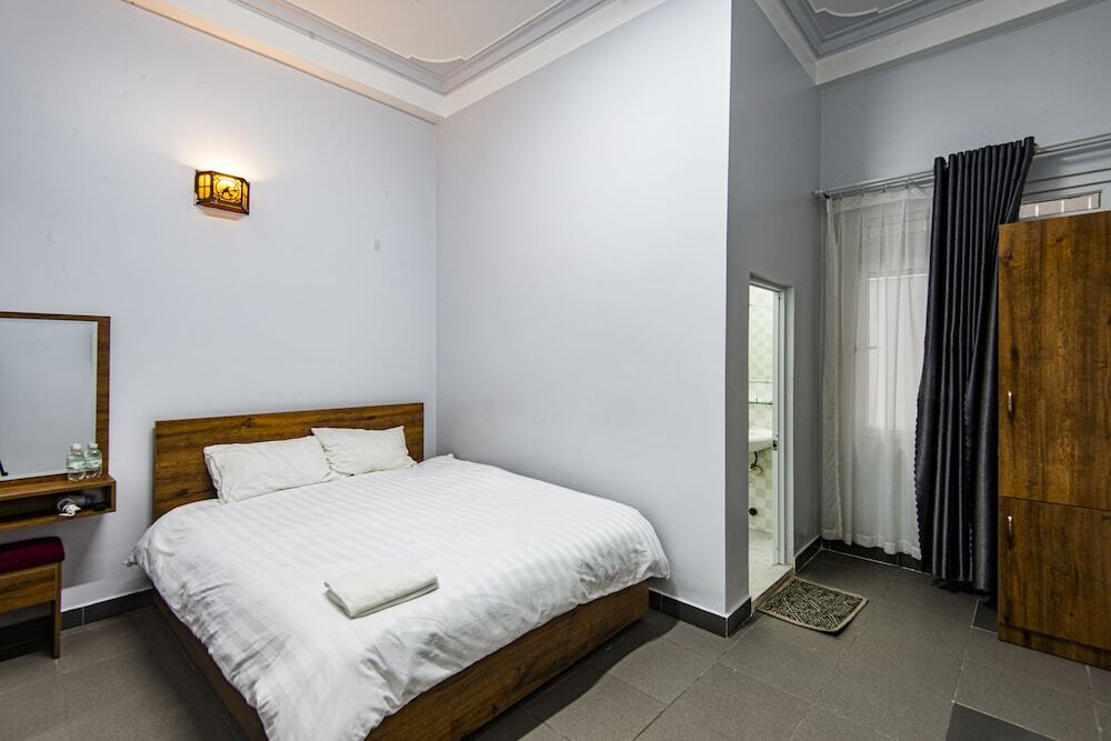 Далат: Son Hung Hotel