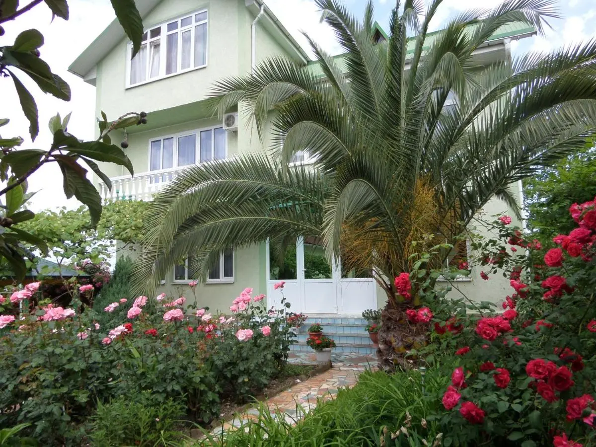 Красная Поляна: AnLi Guest House