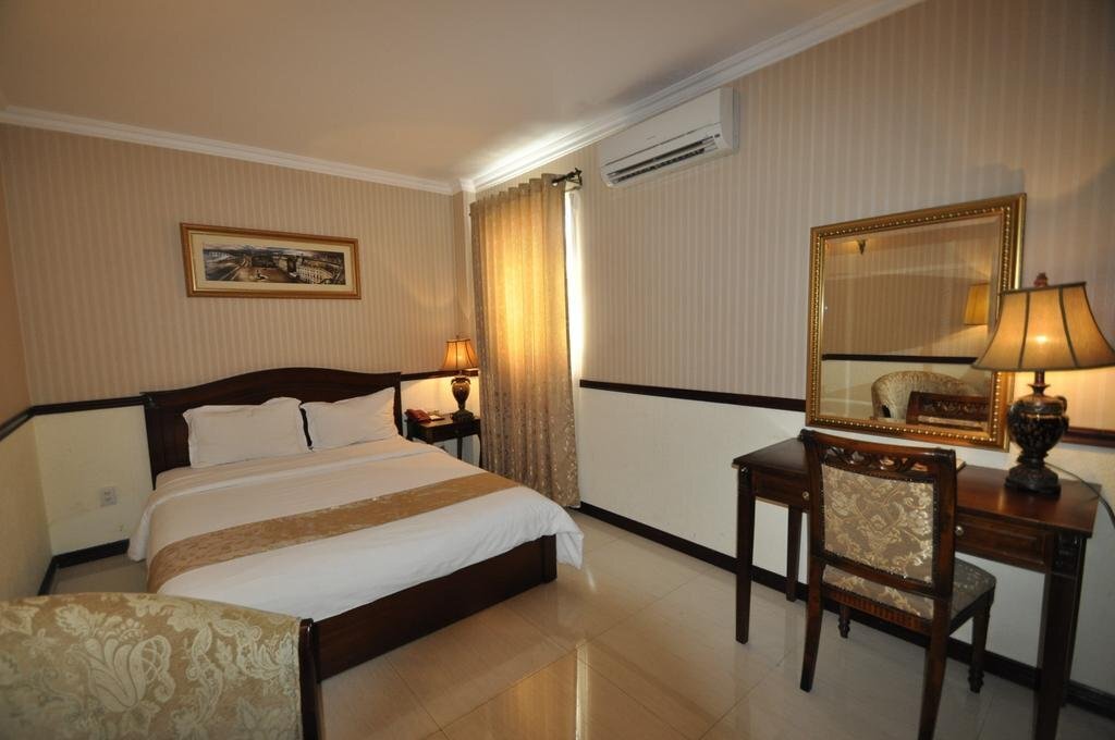 Хошимин: Sunflower Hotel  Spa  District 10