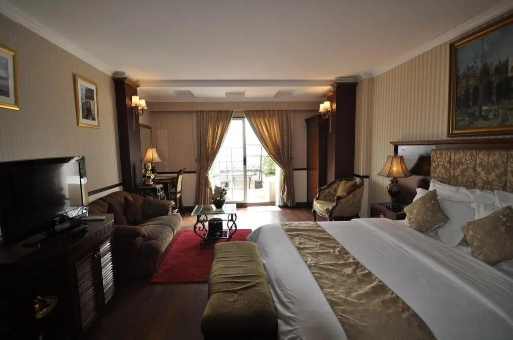 Хошимин: Sunflower Hotel  Spa  District 10