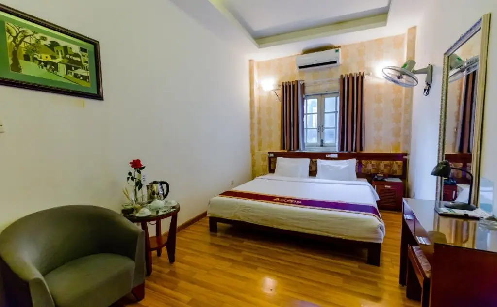 Ханой: A25 Hotel 57 Quang Trung