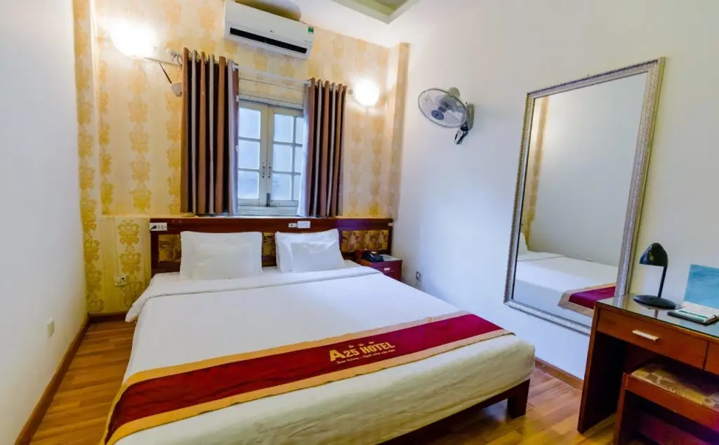 Ханой: A25 Hotel 57 Quang Trung