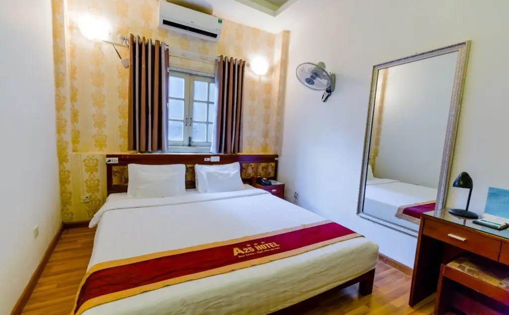Ханой: A25 Hotel 57 Quang Trung