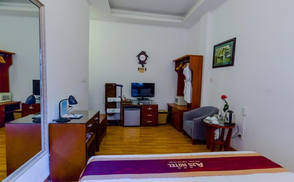 Ханой: A25 Hotel 57 Quang Trung