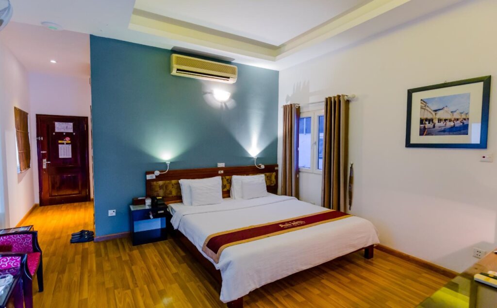 Ханой: A25 Hotel 57 Quang Trung