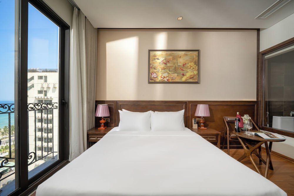 Дананг: Golden Lotus Hotel Da Nang