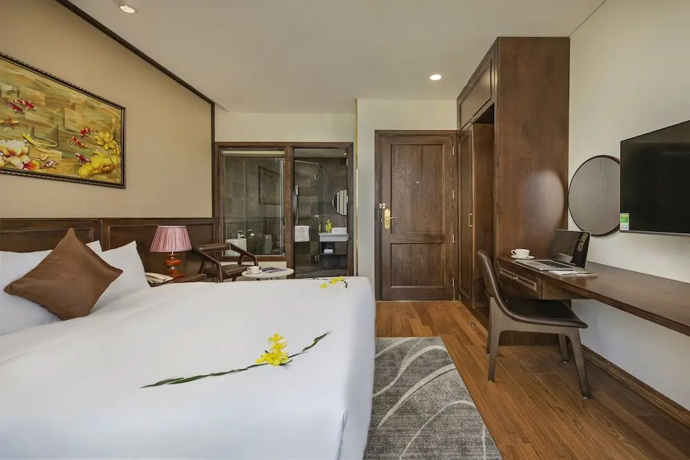 Дананг: Golden Lotus Hotel Da Nang